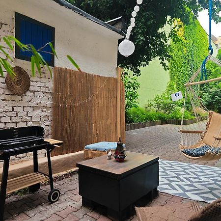 Vintage Room With Garden View Bratislava Dış mekan fotoğraf