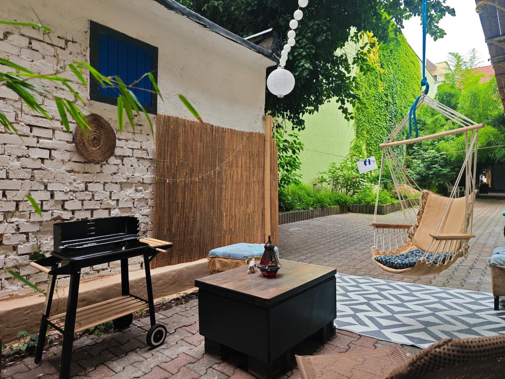Vintage Room With Garden View Bratislava Dış mekan fotoğraf